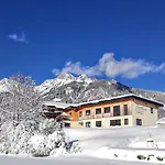 Naturparkferienwohnungen Wolf * 罗伊特